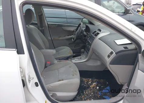 2013 Toyota Corolla Le z USA, uszkodzony, nr VIN 2T1BU4EE2DC969268